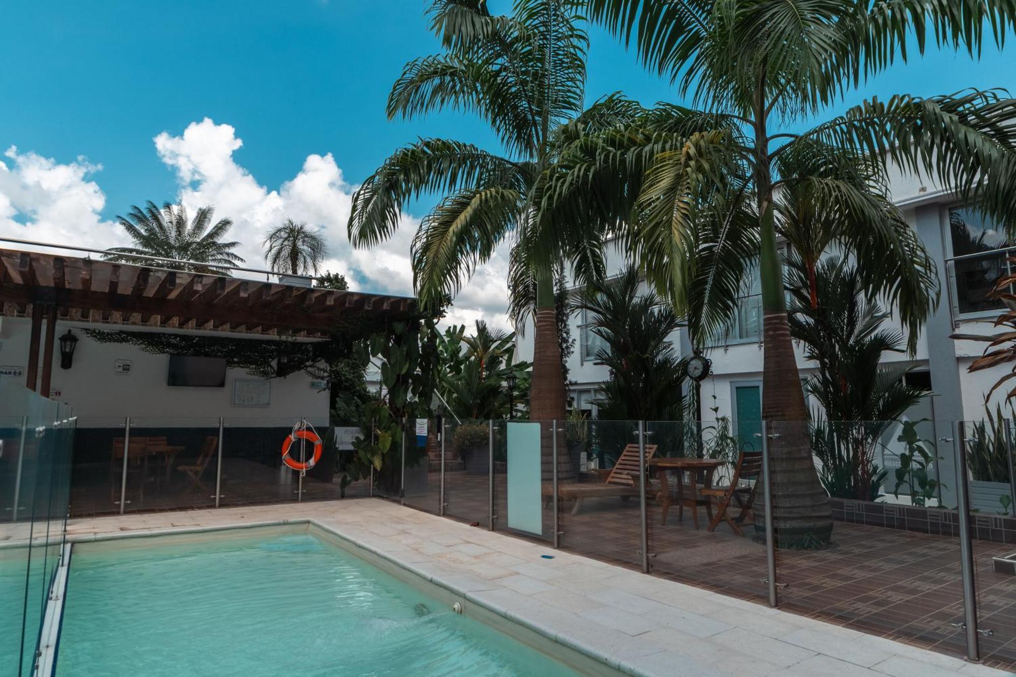 Hotel El Aeropuerto San José del Guaviare Exteriör bild