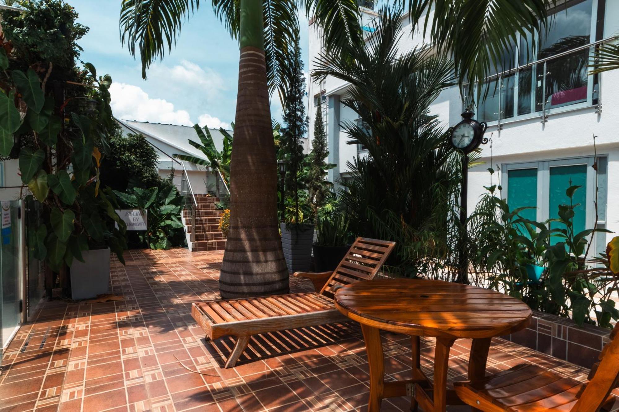 Hotel El Aeropuerto San José del Guaviare Exteriör bild
