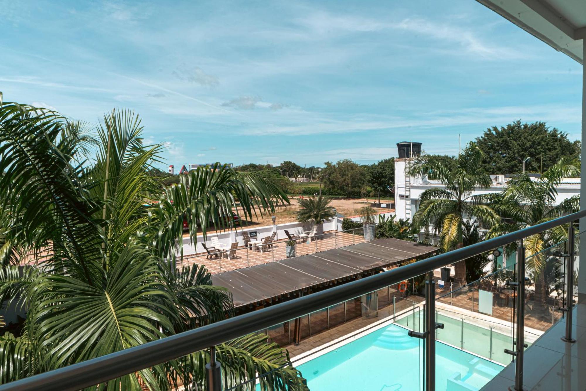 Hotel El Aeropuerto San José del Guaviare Exteriör bild